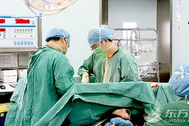 “保大人或保孩子”不再是难题 宫颈癌孕妇安全诞下健康娃图片