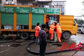 雨花丨6000粪池被无害化处理 原臭气熏天如今异味全无图片