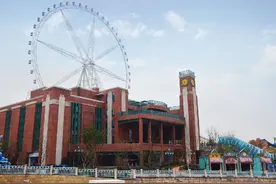 重庆新增两条特需公交至欢乐谷 车票最低仅售5元/人图片