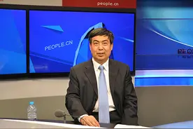 单侧耳朵畸形不影响听力 自体软骨再造耳可以假乱真图片