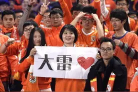 三大国门首轮被虐惨 王大雷被标王吊射打懵图片