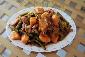 土豆炖豆角图片