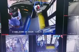 【视频】感动！路遇私家车着火，这几名公交司机……图片