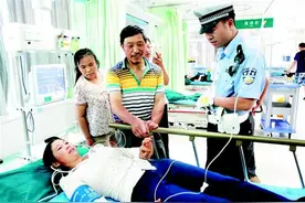 长阳农妇被毒蛇咬伤，宜昌百名交警接力开道送医图片