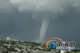 传说的“水龙现身”你知道多少？其实就是水上龙卷风图片