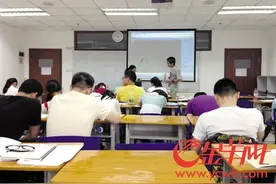 深圳课外辅导机构达2000多家 机构多无证监管有盲区图片