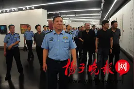 “擎天东南写忠诚”美术书法作品展在宁举办 90余幅作品彰显铁鹰凌云志图片