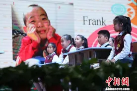 幼儿英语早教成风潮 专家：需因娃施教防揠苗助长图片