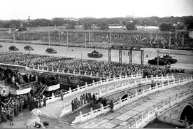揭秘1949年开国大典阅兵秘闻，国民党曾计划空袭天安门图片