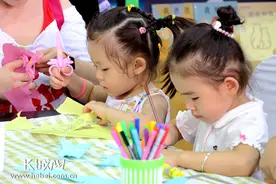 “小鲸鱼”儿童剧场“惹火”周末图片
