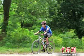 康辉邀请自闭症儿童家庭体验桂林Club Med包村度假游图片