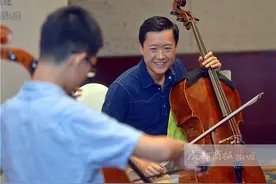 用大提琴演奏《红楼梦》经典曲目 你在成都也能看到了图片