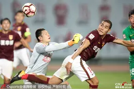 中超-河北2-0国安 施密特遭遇首败拉维奇点射图片