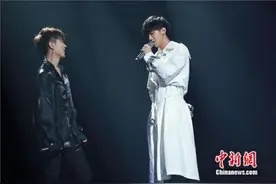 孟子坤憾别《明日之子》 华晨宇：你是我心中冠军图片