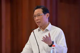 钟南山等新成果将改变防治慢阻肺病的战略：应在早期药物干预图片