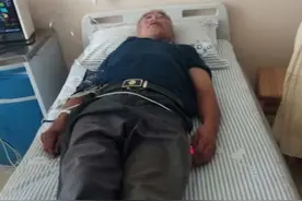 男子在公厕抽烟乱弹烟灰 临沂环卫工劝阻被打休克图片