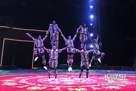 第十六届中国吴桥国际杂技艺术节马戏嘉年华盛大开幕图片