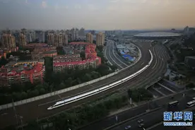 全国铁路今日调图 京沪高铁“复兴号”按时速350公里运营图片