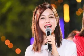 陈妍希产后复出：很多事不那么钻牛角尖了图片