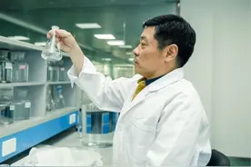 33年，他用酿酒征服世界上最挑剔的舌头图片