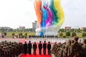 携手筑爱巢！火箭军部队兵哥哥的集体婚礼燃爆了……图片