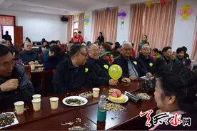 天水市虚拟养老院举办相亲会 为百名单身老人找伴图片