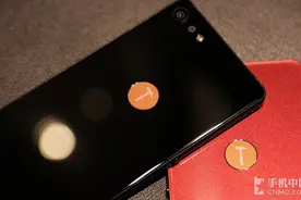 坚果Pro2体验评测：硬件终于追上了设计图片