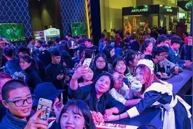 中国电子竞技嘉年华超2万人 浙江游戏产业前景可期图片