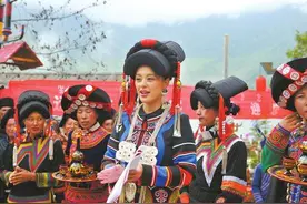首部少数民族脱贫攻坚电视剧《索玛花开》今晚央视一套开播图片