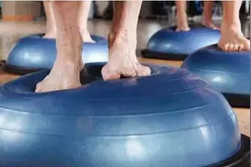 家里就能用的健身神器——BOSU球！图片