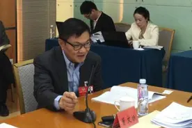 董文标委员：推进银行信贷资产证券化视频封面