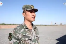 第一视角！40秒体验汽车兵的速度与激情图片