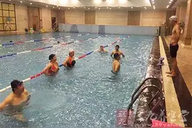 孕妇可以游泳吗 孕妇游泳好处多图片