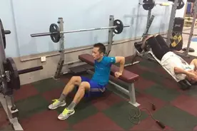 必看！经常踢球的人千万要注意了！图片
