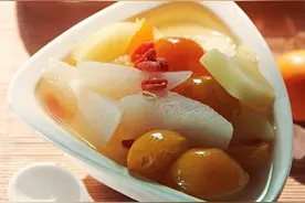 冬日水果甜汤图片