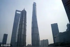 上海建成世界最快电梯：55秒直冲119楼图片