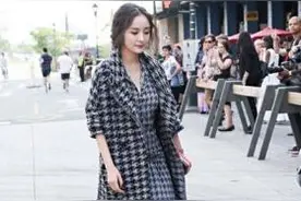 揭长得漂亮身体很臭的明星图片