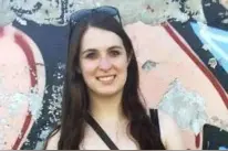 她找亲爹好几年 找到了16个兄弟姐妹图片