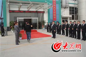 1500余人观摩团走进华英食品厂参观生产线图片