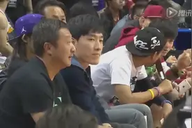 刘翔父亲称09年就见过吴莎 刘翔父亲确认刘翔新恋情视频封面