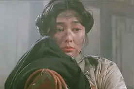 黄飞鸿训斥十三姨，伊人委屈的样子，让人心疼视频封面