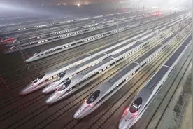 2020年泰国旅游可“坐动车”，跨越2个国家，一天即可到达视频封面