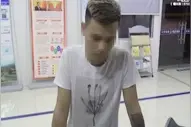 父亲买车给儿子 儿子无证上高速视频封面