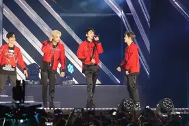 EXO演唱会饭拍 吴世勋果然是高冷王子视频封面