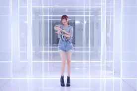 美女跳宅舞—Girls 打动这一声不响的心吧！视频封面