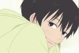 朋友们都知道男主喜欢内向的女主，就一直亲近女主看男主的神反应视频封面