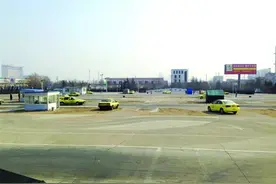 自学直考练车场地及收费标准图片
