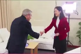 「深圳湾会客厅」专访诺贝尔生理或医学奖得主巴里·马歇尔视频封面