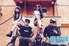 贵阳说唱青年创作网络视频 《折耳根》走红图片