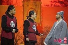 《喜剧人》开心麻花首夺冠 文松救场辽艺未见起色图片